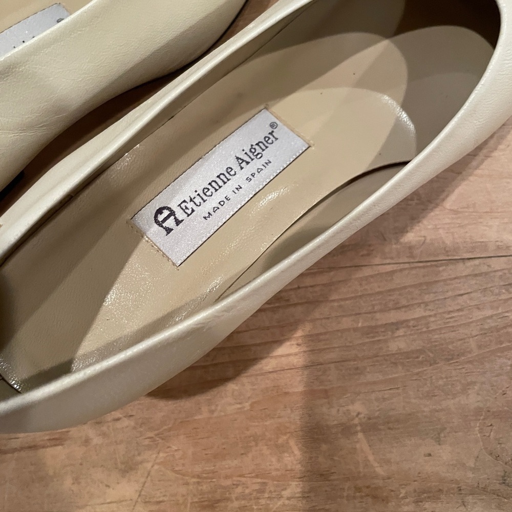 Vintage Etienne Aigner cream yellow patent leather shoes Classy Old Money 7M - Picture 4 of 7